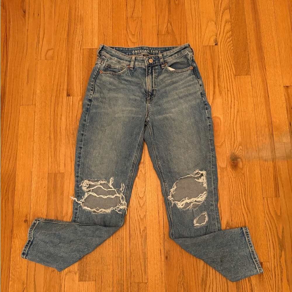 American Eagle Outfitters Women's Light Blue Ripped Jeans